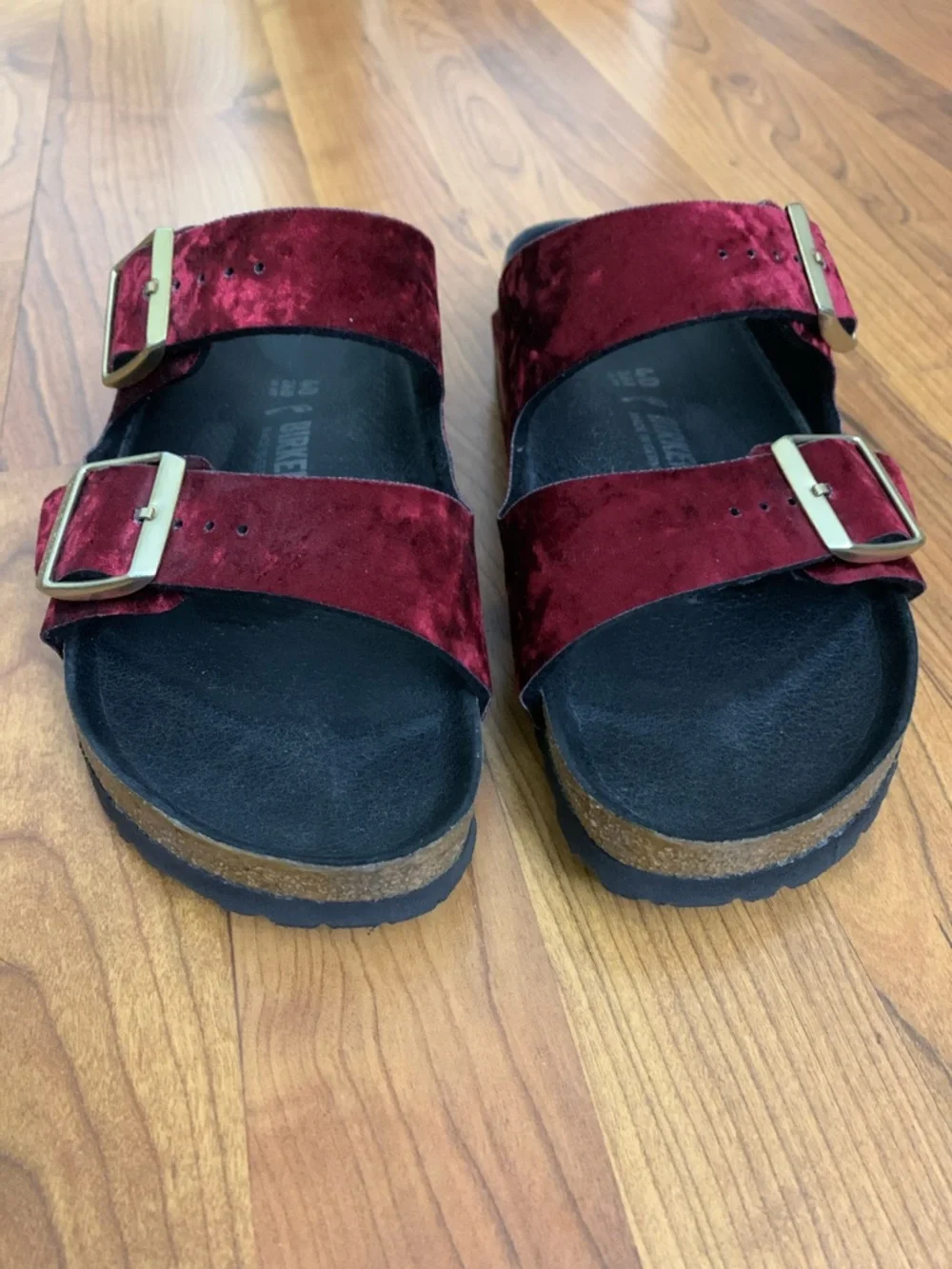 ♥️ RARE! Red Velvet Textile Birkenstock Arizona • Size 40 or 9/9.5 - Picture 2 of 8